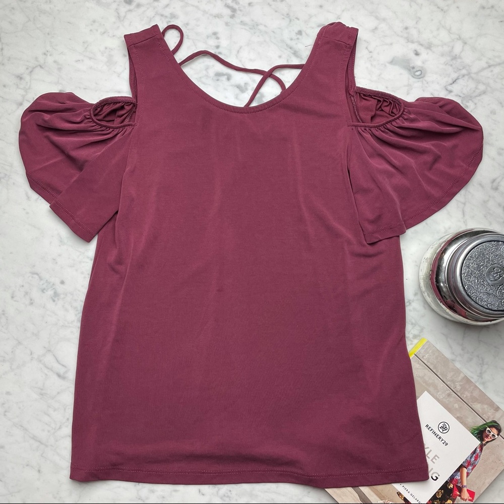 alya Cold Shoulder Short Sleeve Lace Up Back Top